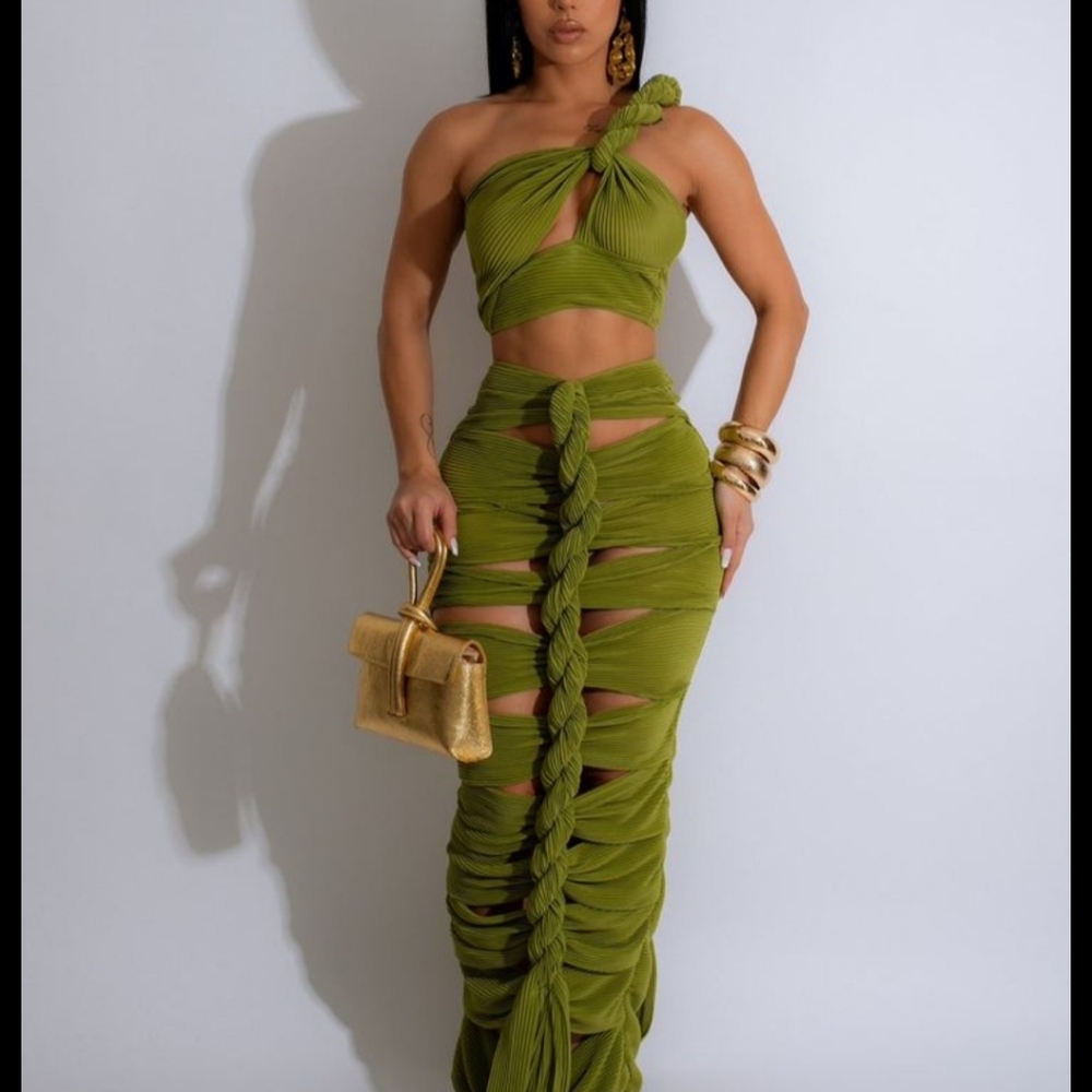 Women's Olive Green Distressed Braided Maxi Skirt & Top - Picture 2 of 3